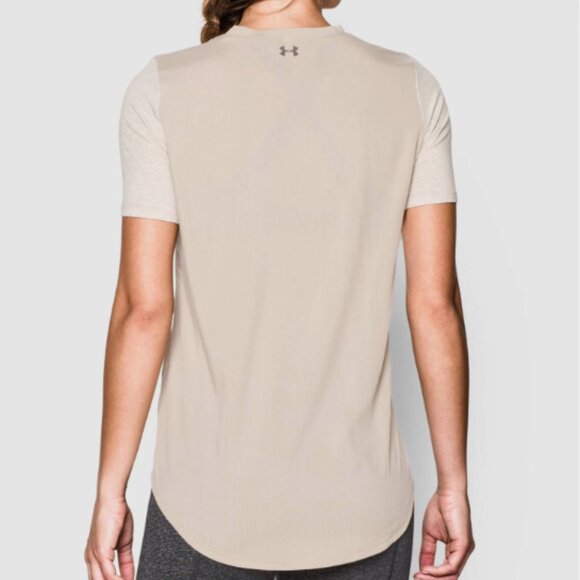 NWOT Under Armour Studio SUP Plunge V-Neck Short Sleeve Shirt Medium - Picture 3 of 8